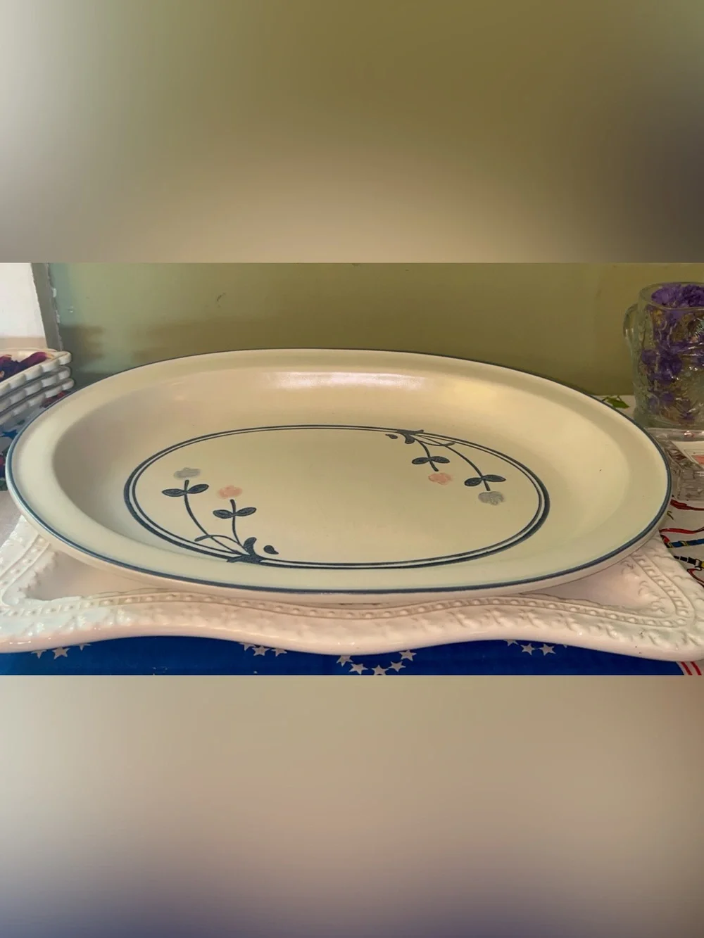 Pfaltzgraff Windsong pattern oval serving platte 14 inches